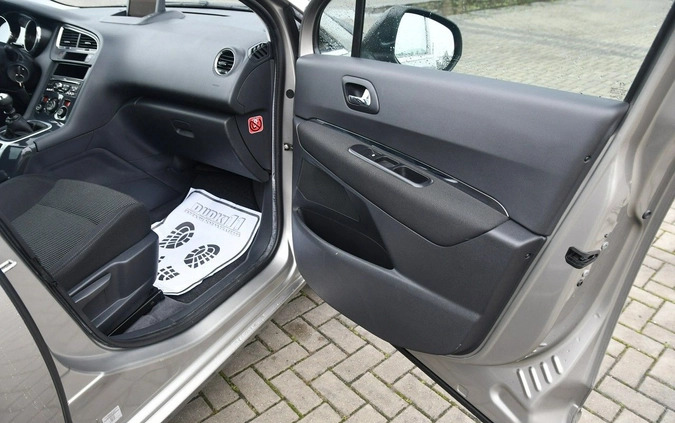 Peugeot 5008 cena 26900 przebieg: 228000, rok produkcji 2010 z Tychy małe 466